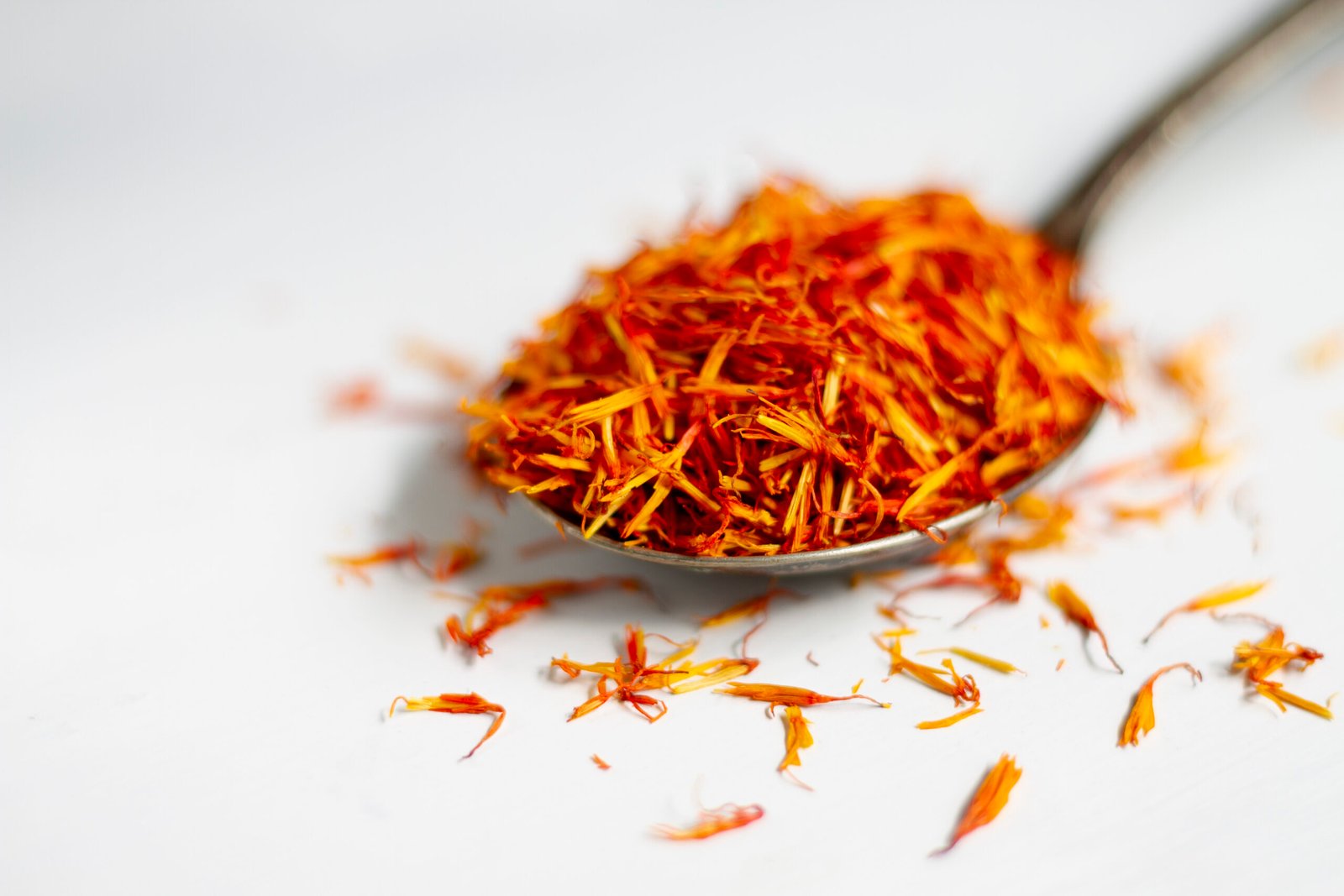 How to Identify Pure and Authentic Saffron